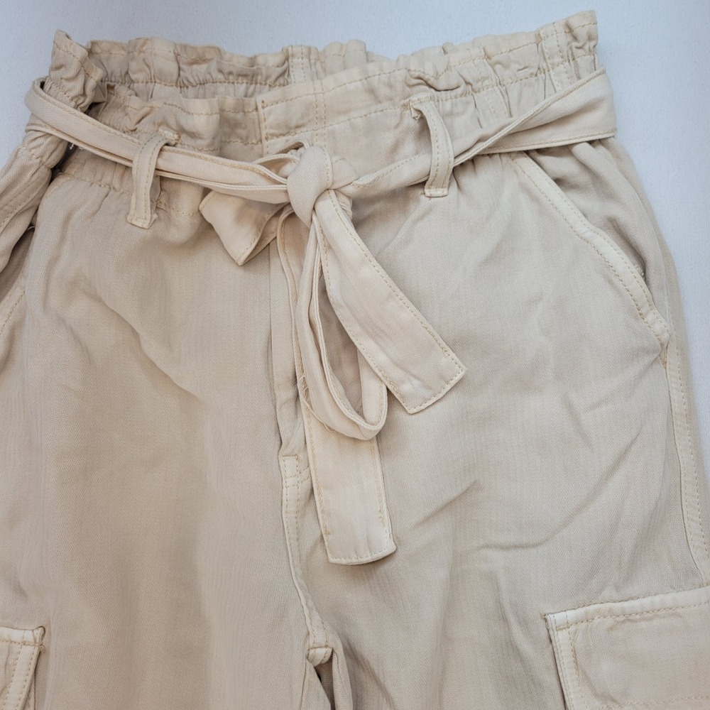 American Eagle Cargo Joggers Womens 10 Short Tan Paperbag Waist Lyocell Utility - Picture 2 of 10